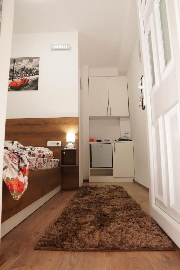 Apartments Manitovac M Niksic Exterior foto