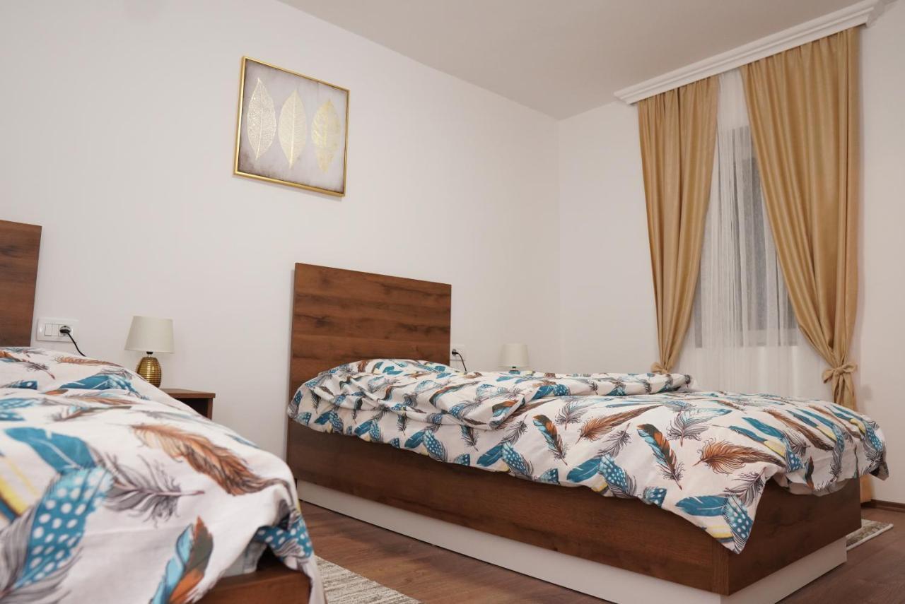 Apartments Manitovac M Niksic Exterior foto