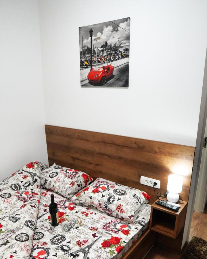 Apartments Manitovac M Niksic Exterior foto